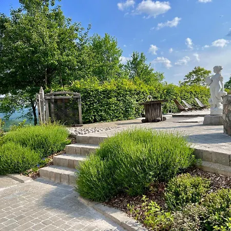 & Domacija Krnc Gostinjska kuća Hrib pri Hinjah