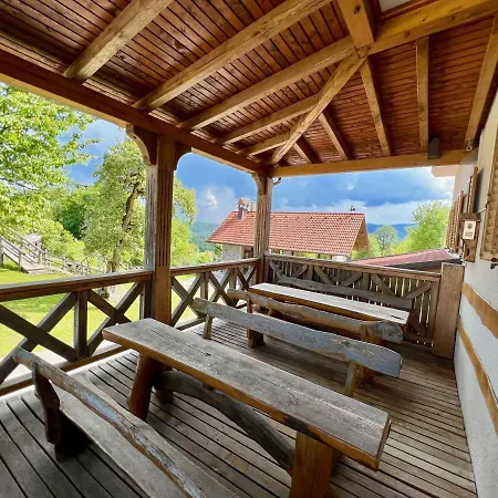 & Domacija Krnc Gostinjska kuća Hrib pri Hinjah