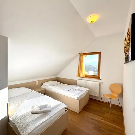 Domacija Krnc Affittacamere 4*