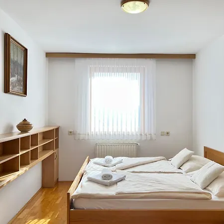 & Domacija Krnc