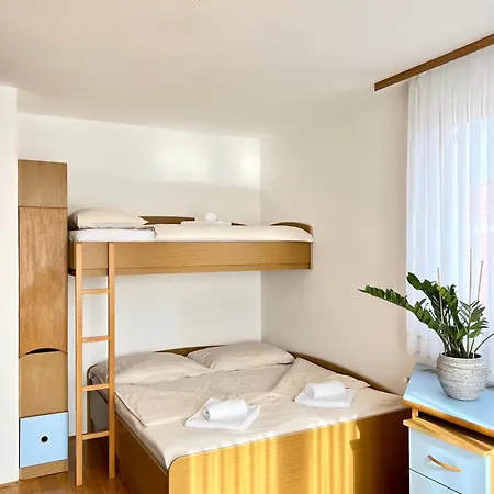& Domacija Krnc Guest house