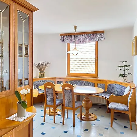 & Domacija Krnc 4* Hrib pri Hinjah