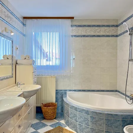 & Domacija Krnc Guest house