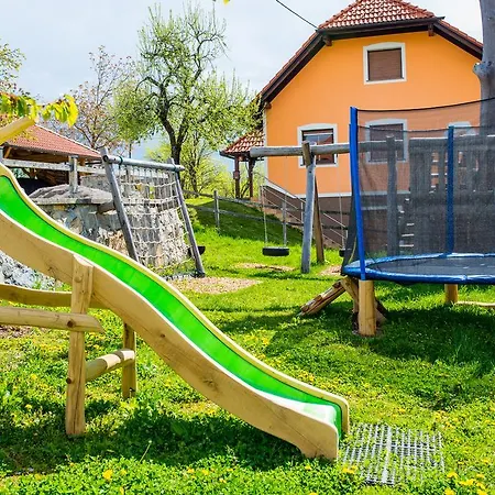 & Domacija Krnc Gostinjska kuća