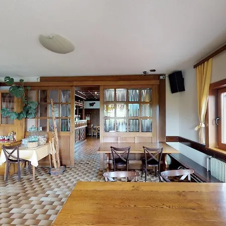 Hiša za goste Domacija Krnc Hrib pri Hinjah