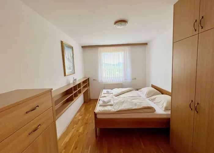 & Domacija Krnc Konukevi