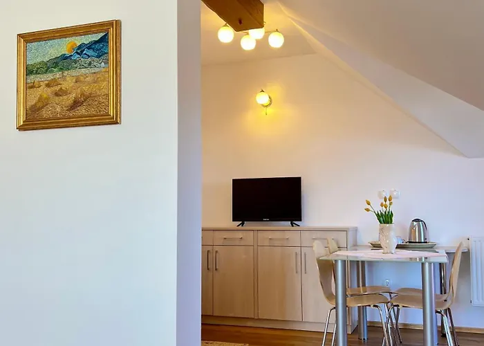 Pensjonat & Domacija Krnc Hrib pri Hinjah